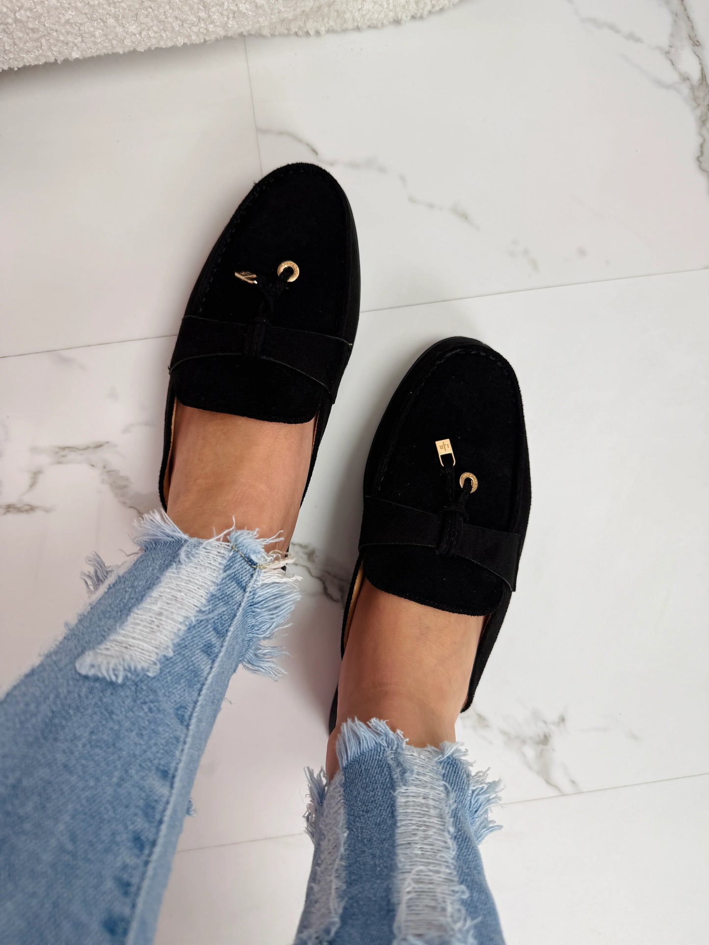 SOLEA SLIP ON by VELOUR™